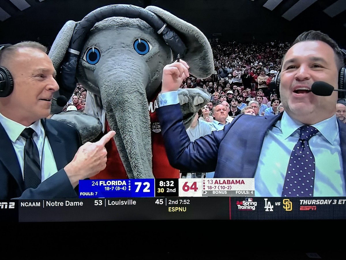 Just bros being bros 🤣

#RollTide