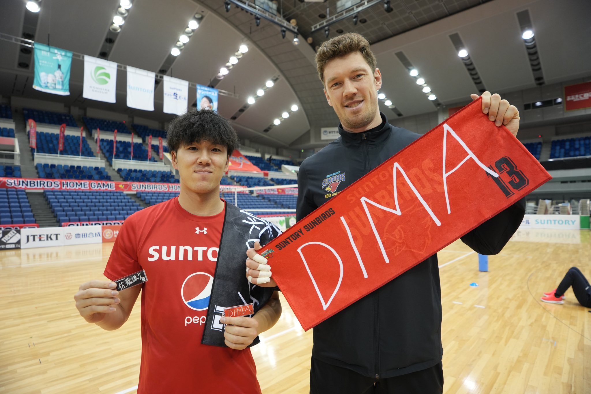 サントリーサンバーズ 大阪ブルテオン サイン入りTシャツ まとめ売り