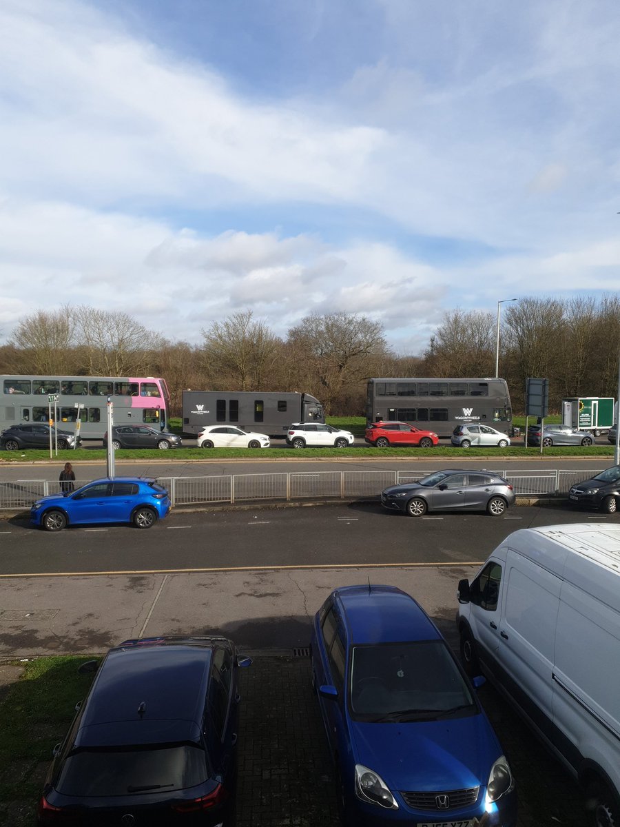 jeffrooke's tweet photo. Filming a #ITV commercial on Freezeland way today. Just waiting my turn in the make up unit then on to the catering waggon where the action really is! #famous #hillingdon https://t.co/KwtQxqTF9x
