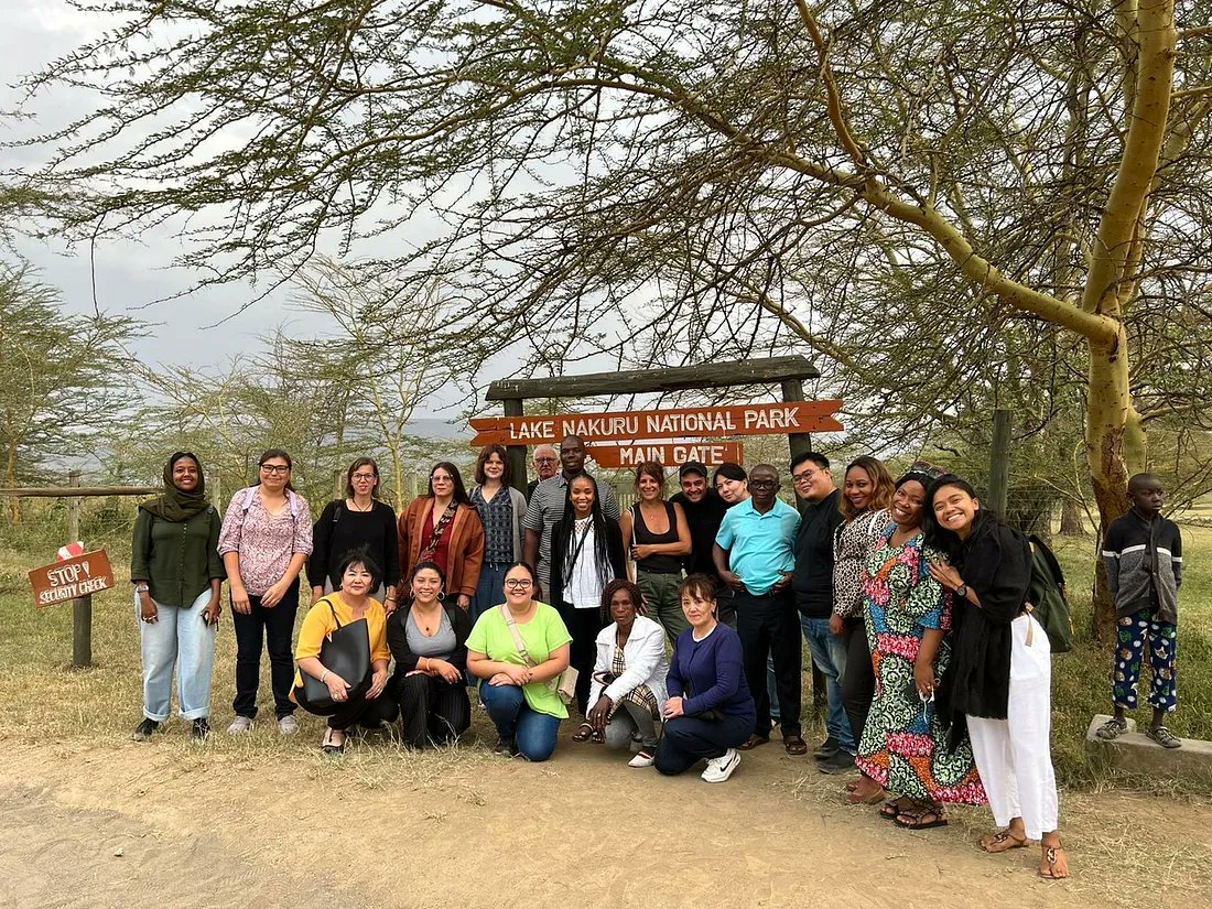 4accountability's tweet photo. In the latest article on #IAPMedium, #IAP's Tom Weerachat shares the story of collaborating with organizations like @NYUBernstein, @ESCRNet, and @GlobalNamati on #CommunityLedAdvocacy!
➡️ Read more: https://t.co/ZZdPxQWGIm https://t.co/6GDbPnBUVe