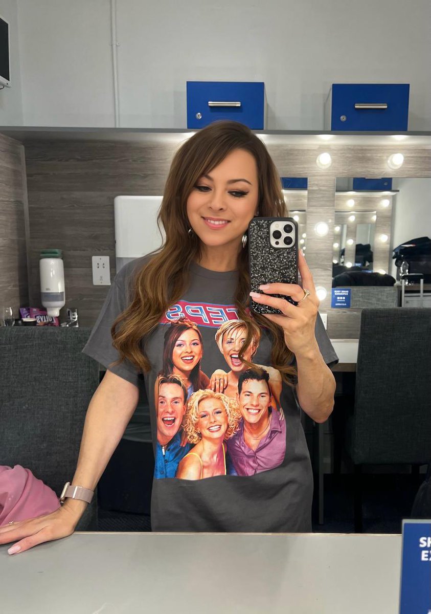 OfficialSteps's tweet image. 🎉 Guess what’s finally here! 🎉 Our first three albums #StepOne #Steptacular and #Buzz are OUT NOW on vinyl in 3 very special formats - StepSwirl™️, neon colored vinyl, and zoetrope picture disc alongside our retro album merch range: demonrecords.lnk.to/steps 👕