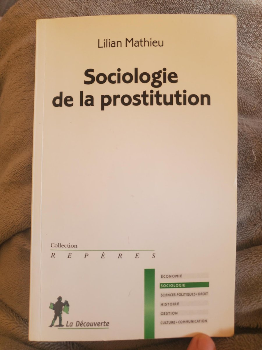 ludidemoldefe's tweet image. [Lecture commentée]

Mathieu, L. (2015). Sociologie de la prostitution: La Découverte. doi.org/10.3917/dec.ma…