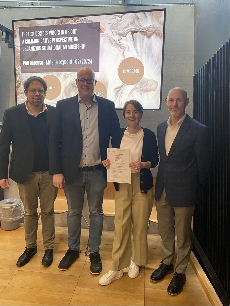 Happy to share that I've successfully defended my PhD thesis last Tuesday! 🥳
My sincere thanks goes to my dear committee, @leonidobusch, @Schoeneborn_D, and @timothy_kuhn, my co-authors, friends, and colleagues! Thanks for going through this journey together with me. We made it!