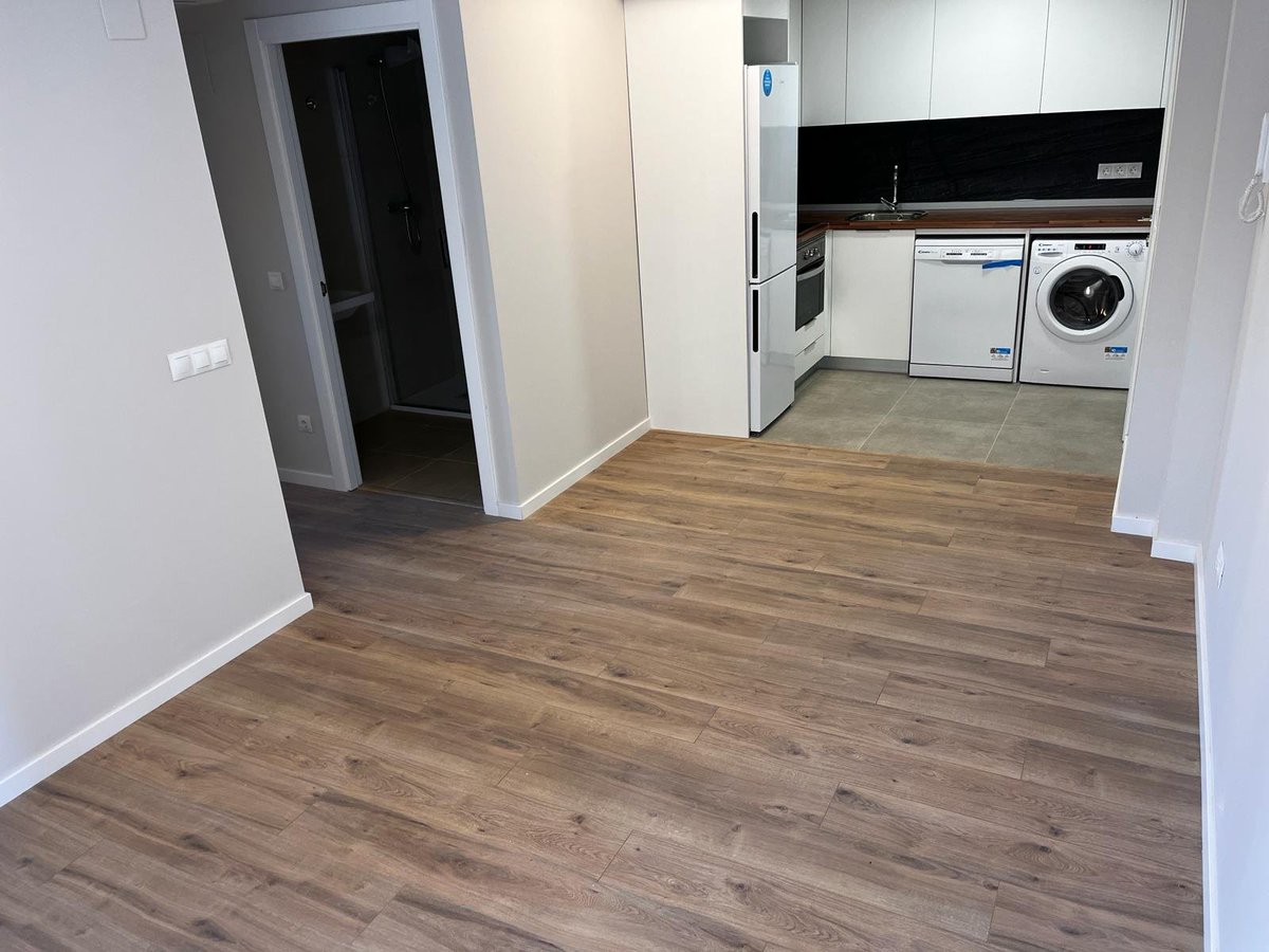 ⚠️Ponemos a disposición de los vecinos y vecinas afectados por el #IncendioCampanar🔥 las 131 viviendas del edificio de nueva construcción adquirido recientemente en #Safranar, que se están equipando gracias a la colaboración de empresas valencianas.

🔗bit.ly/49qua7d