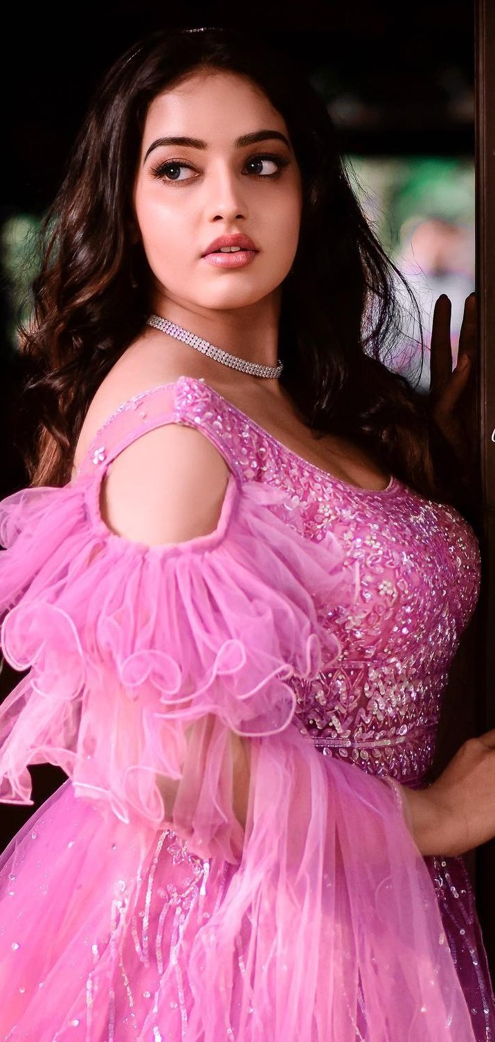 GHBGagBW4AAK3g4?format=jpg&name=large