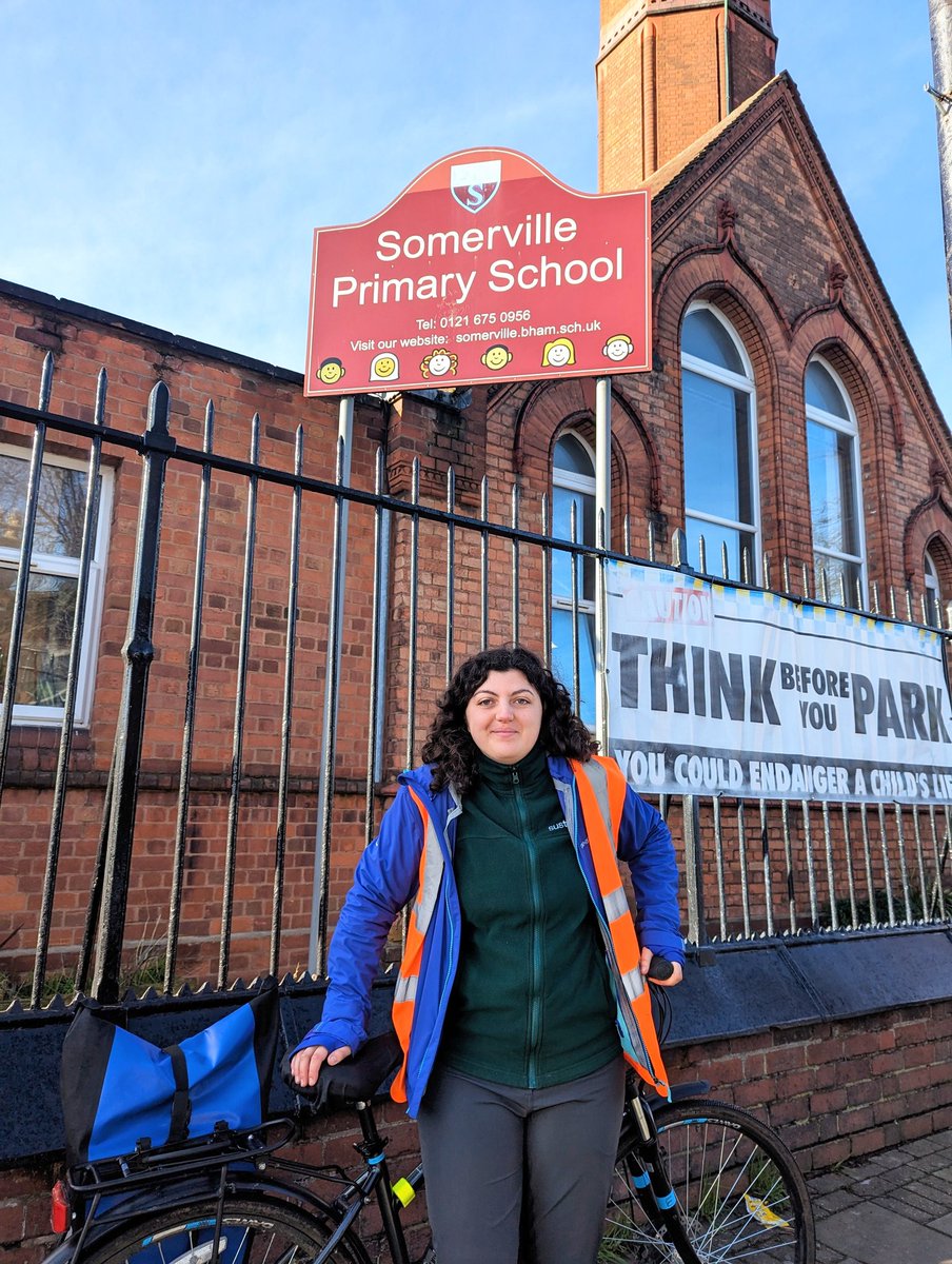 A huge thanks to @somerville_pri for letting us come to their coffee morning to talk about the issues around their Car Free School Street. 9 parents, @wmpolice officers and the school council & staff all collaborated. Looking forward to discussing actions at next week's meeting!