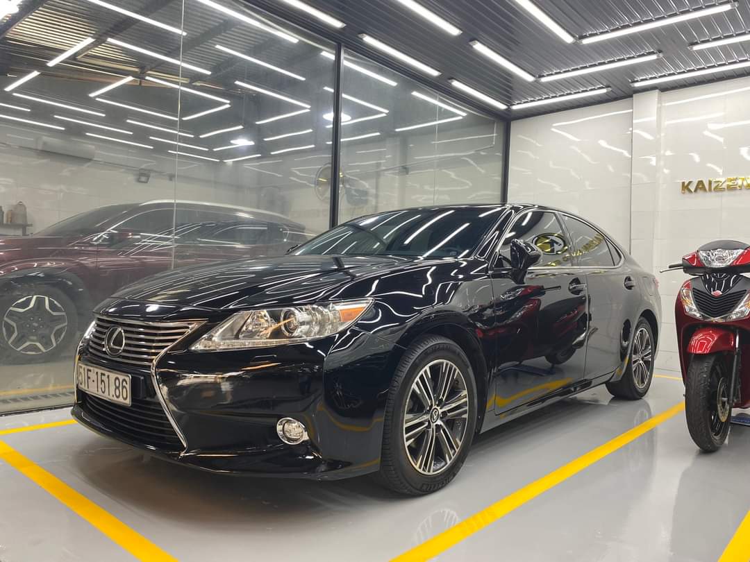 hungvan102023's tweet photo. Em có 2 Em đen sáng bóng và sang trọng đang tìm chủ ạ!
🚘Lexus ES350 - 2015
🚘Mercedes C250 - 2015
Anh Chị đang tìm kiếm xe ghé Gara Em xem liền cho nóng!
Hoặc liên hệ hotline:
📲 0931.83.1919 - 0839.83.1919

#banxeMercedesC250 #banxeLexusES350 #banxeQuan12 https://t.co/X5f0w8OCWr
