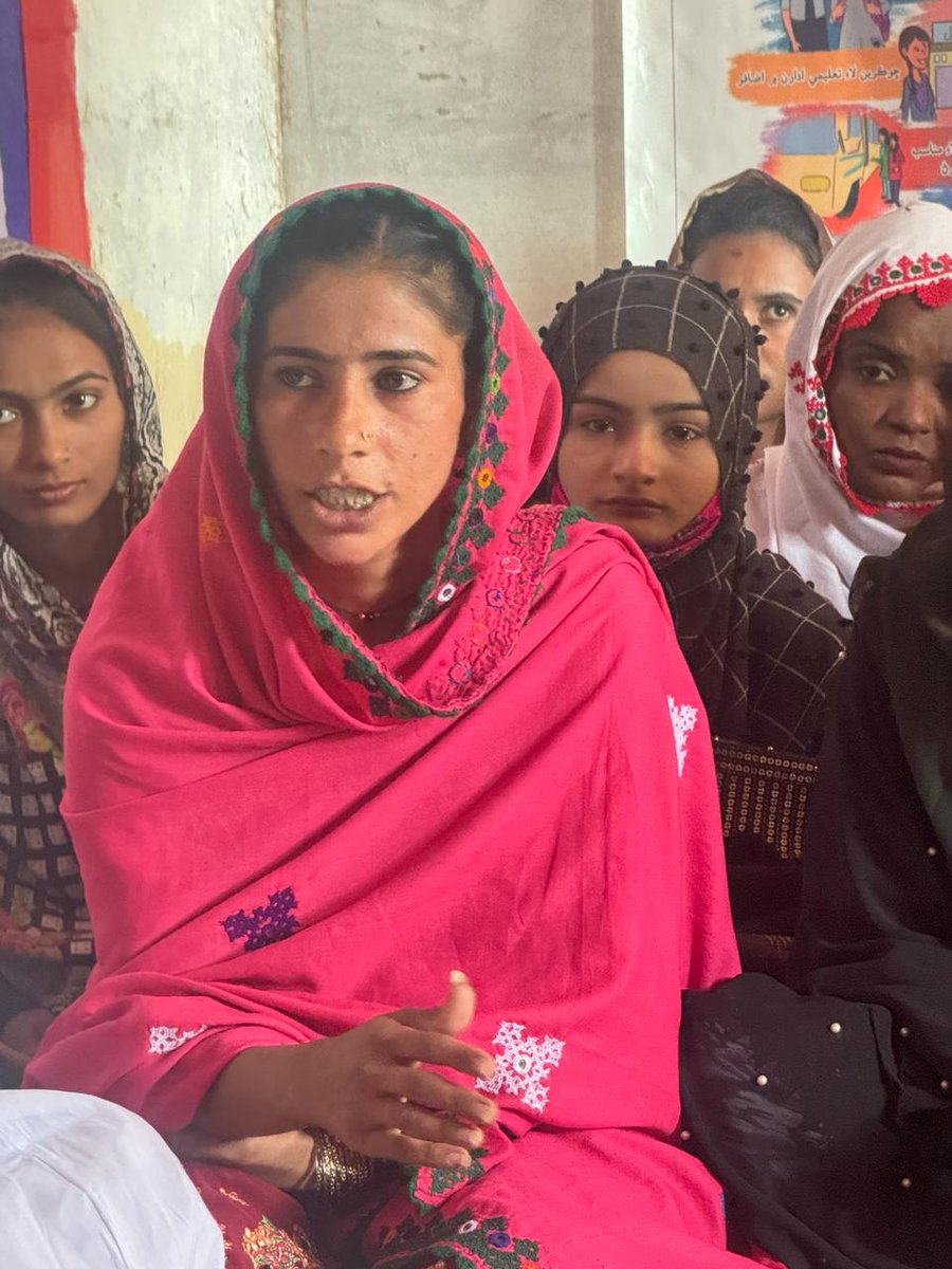 🌟 Young voices from rural #Sindh are shining bright! Thanks to the life skills-based education support from our Sihaat Mand Khaandaan project. Their stories of transformation & empowerment are inspiring. 🙌 They're committed to sharing the knowledge & skills acquired to foster…