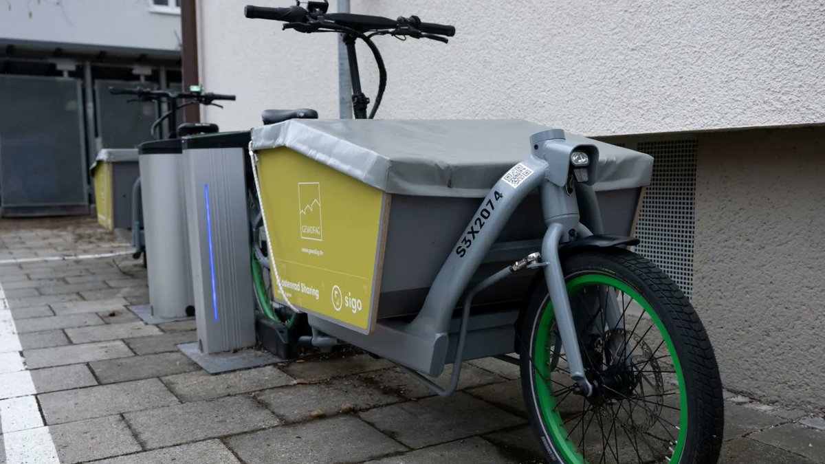 CycleCompetence's tweet photo. #Transportrad Sharing ist im ländlichen Raum erfolgreich angekommen! Ergebnisse eines umfangreichen Förderprojekts in Bayern: "Anzahl  Anmietungen ist hoch. Mindestens 9.000 Autofahrten vermieden ..." 1/2 @klimaaktiv mobil @radlobby @VCOE_AT 

SZ-Bericht: https://t.co/4gZQa3lbn8 https://t.co/Wp5DWwjQz2