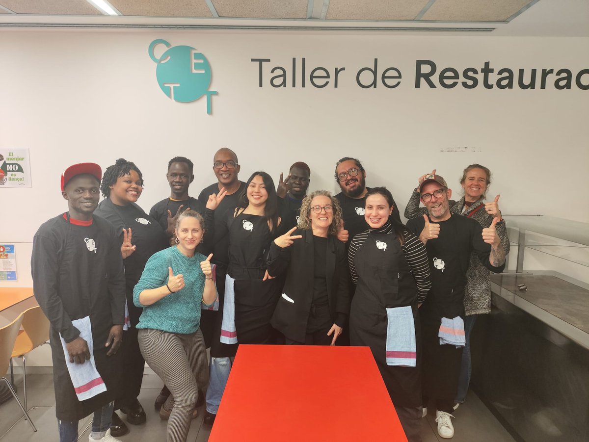 Segundo_Mundo's tweet image. Estamos en la formación restauración e inglés: una propuesta para encajar perfiles buscando empleo en Raval con ofertas hoteles. Un trabajo en red @TotRaval @espana_hotel @LeMeridienBCN @CETT_UB @SalaFenix @bcn_ajuntament Colaborando desde 2021 y seguimos!