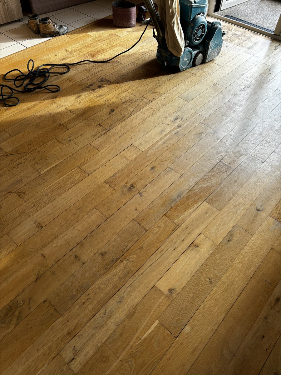 Solid oak floors in need of restoration - sanded back to bare wood before sealing with WOCA Denmarks Diamond Oil Active Natural for a beautiful soft silk Matt finish #wocadenmark #aislinnhardwoodflooring #cork #floorsanding #ireland #woodflooring #wocadenmark #natural