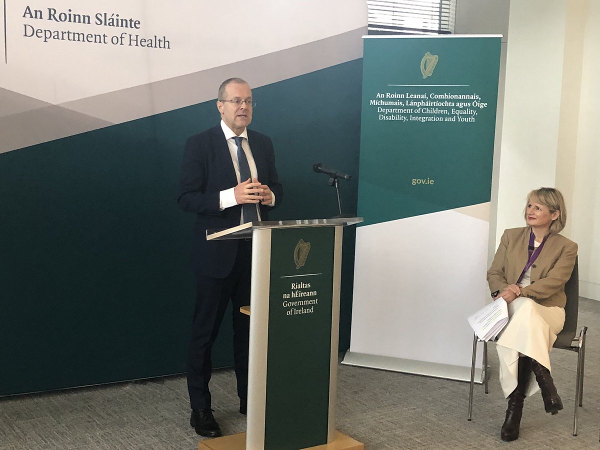 It was a privilege to welcome @WHO_Europe Regional Director @hans_kluge to @roinnslainte for a very engaging discussion. Ireland is committed to supporting WHO’s leadership in strengthening global architecture to improve our ability to respond to health crises.