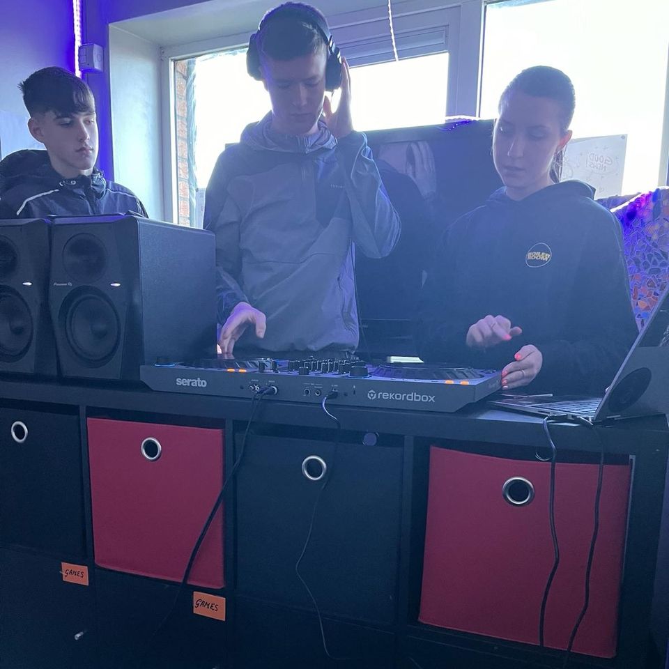 In Sync - Youth & Family Services tweet media