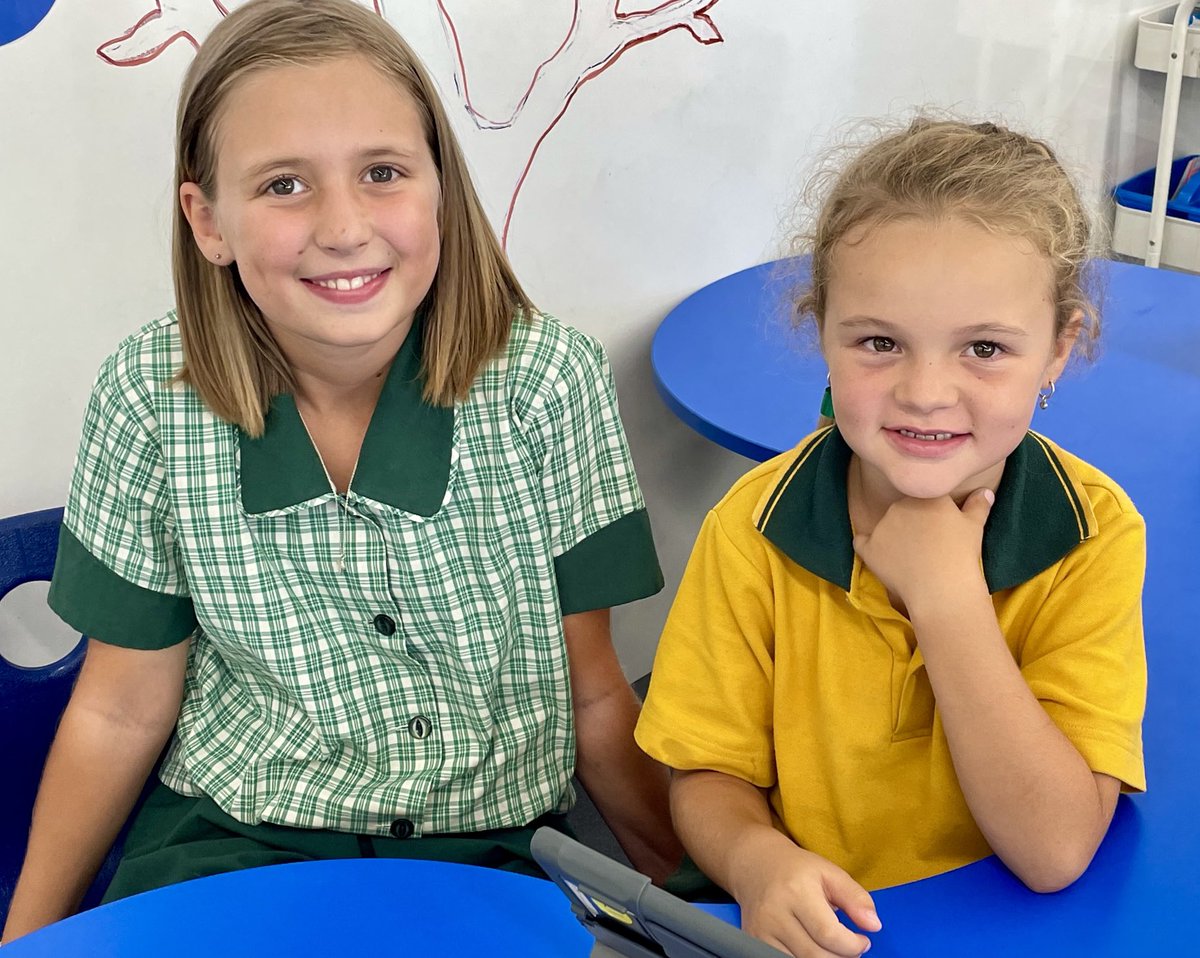 TeamYr5's tweet photo. Having a great time with our Yr 1 buddies. https://t.co/qgQykDcOVr