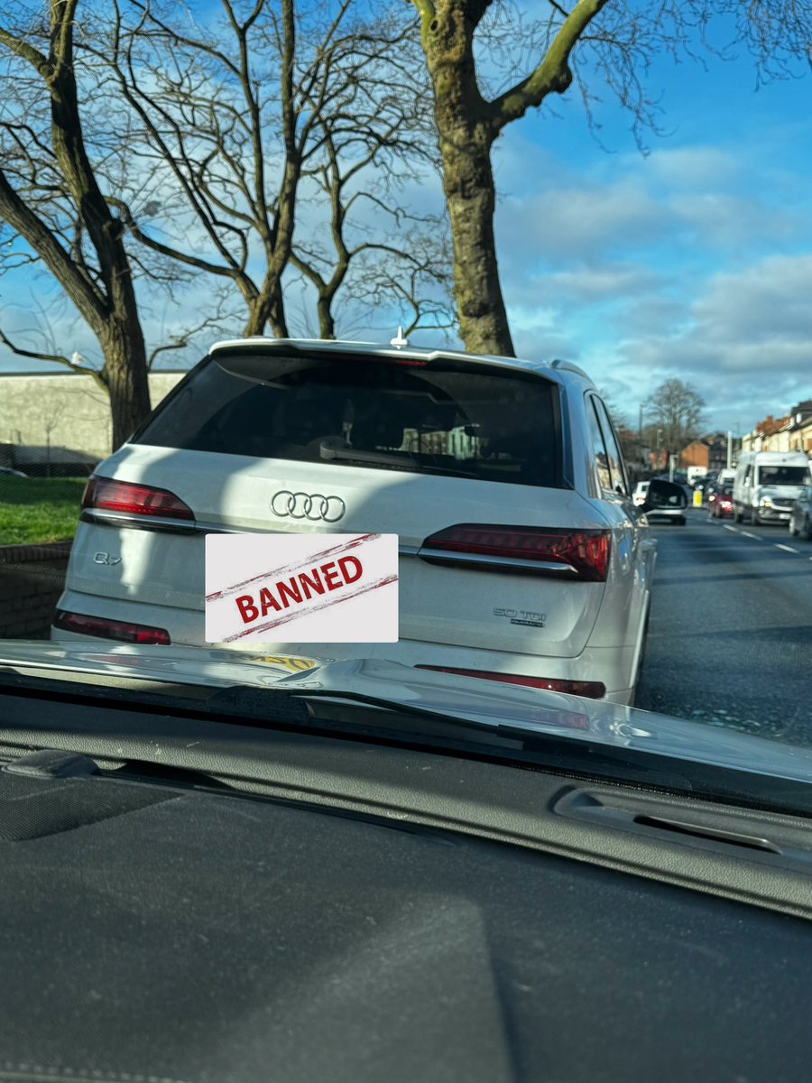 GuardianWMP's tweet photo. Team 1 out early this morning.
The driver of this vehicle thought it was totally acceptable to drive whilst banned with a child in the car. #outrageousbehaviour
The current driving ban is in force until 2103. #room41 #custody #drivingwhilstbannedisnotacceptable https://t.co/6Bc8zp3a3T