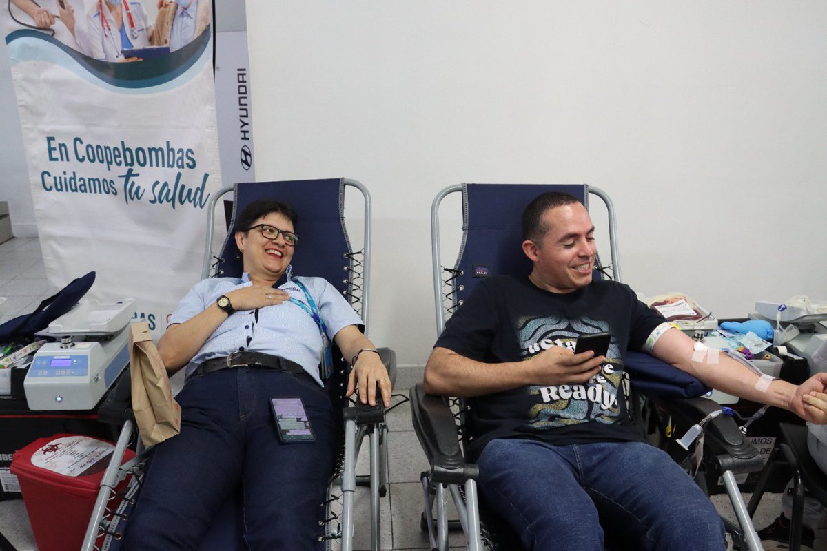 Con gran alegría vivimos la Jornada de Donación de Sangre con @lasamericasauna . Un día lleno de solidaridad y amor por los demás. GRACIAS a todos los conductores, asociados, colaboradores y sus familias por tan buena participación en esta hermosa causa. 🚖🩸🤝❤️ #Solidaridad