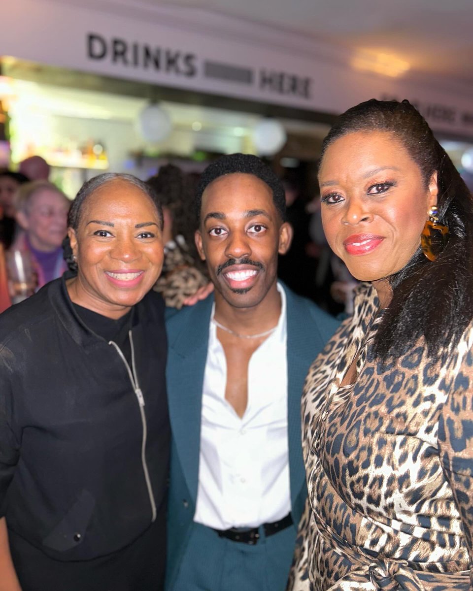 DoreeneBStock's tweet photo. A Joyous Salute to ALL who Came from the Caribbean to Help Rebuild this Country after WWII #TheBigLife @stratfordeast A Must See!!! https://t.co/up4vN3VKIG