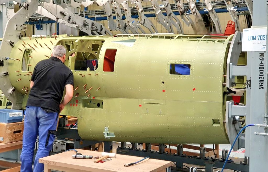 TomasDoupal's tweet photo. Autor: Pavel Lang
Foto: archiv LOM PRAHA s.p. a AERO Vodochody AEROSPACE a.s.
#LOMPraha #LetameOpravujemeModernizujeme #ministerstvoobranycr #CLVpardubice #AEROVodochody https://t.co/jHayCb13IA