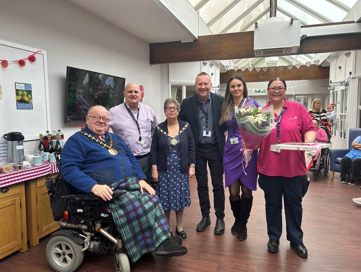 The Mayoress and I recently visited @Shawhealthcare to attend a surprise party for their activity coordinator Rosie. Rosie has been supporting the resident of Shaw Healthcare to express themselves by writing poetry. Thank you to everyone for a lovely afternoon.