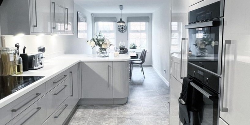 TLC LuxuryVinylTile tweet media