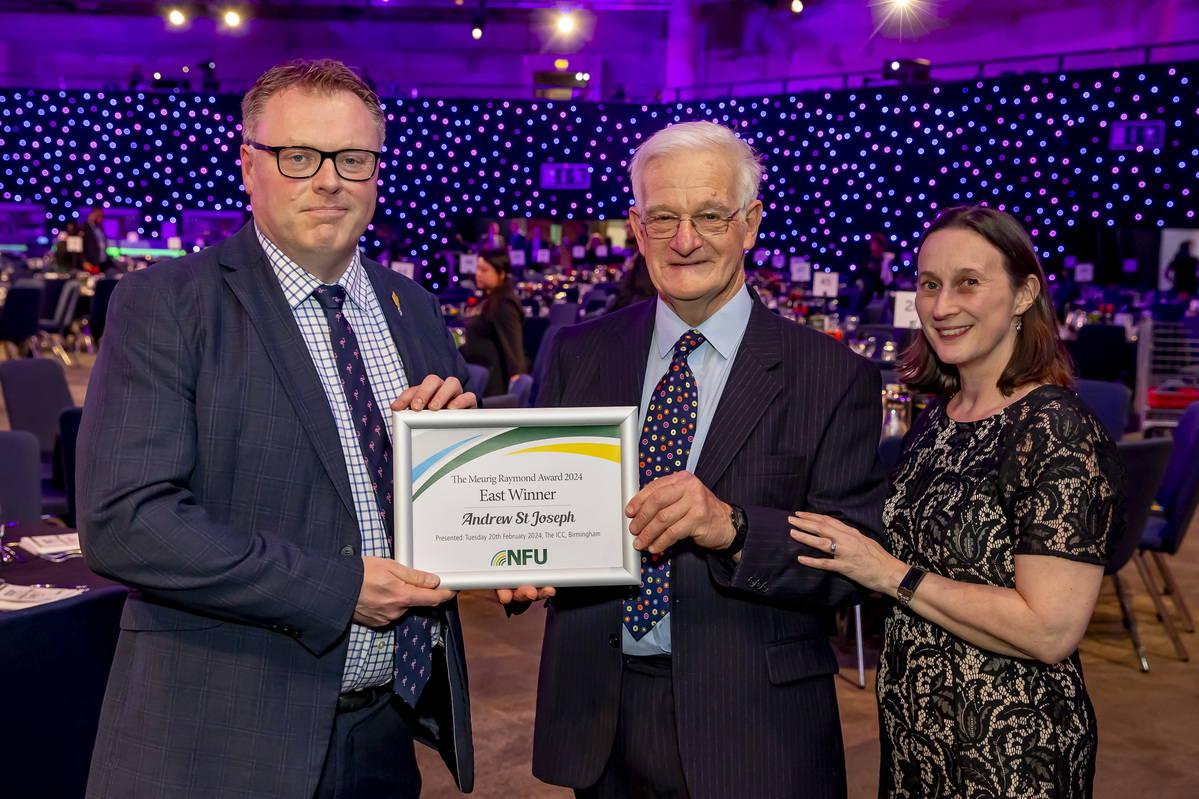 NFU East (@nfueast) on Twitter photo Well done to our regional Meurig Raymond Award winner Andrew St Joseph, an #Essex farmer who has spearheaded efforts to protect farmland from flooding. Read about Andrew's achievements here: nfuonline.com/updates-and-in… Well done to our regional Meurig Raymond Award winner Andrew St Joseph, an #Essex farmer who has spearheaded efforts to protect farmland from flooding. Read about Andrew's achievements here: nfuonline.com/updates-and-in…