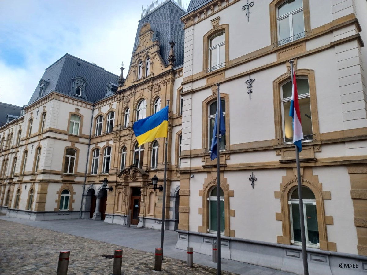 #Luxembourg 🇱🇺 stands with #Ukraine 🇺🇦. On this sad anniversary, we call once again on #Russia to cease its aggression and withdraw its troops from all 🇺🇦 territories occupied since 2014. The suffering must stop.