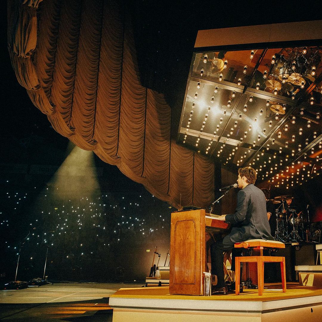 niallhparaguay_'s tweet photo. Show de hoy✨

📆: 23 de Febrero 
👥: 13,000  
⏳: 17:30 hs (PY) 
🎤: Amy Michelle y Tommy Lefroy
🏟️: 3Arena, Dublin, Irlanda 🇮🇪  

 #TSLOTDublinN1 #TSLOTDublin #TheShowLiveOnTour https://t.co/jwceioyF3N
