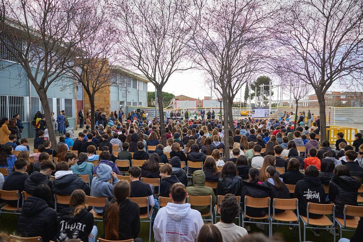 Consellera <a href="/AnnaSimo/">Anna Simó Castelló</a>: "L'ampliació suposarà una millora important de l’edifici. Un espai on créixer, aprendre, xerrar, jugar i compartir. És una obra reivindicada de fa temps per docents, famílies i Ajuntament, i des del Departament compartim la voluntat de tirar-la endavant”.