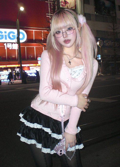 コスプレイヤー凸守たかねのTwitter画像31