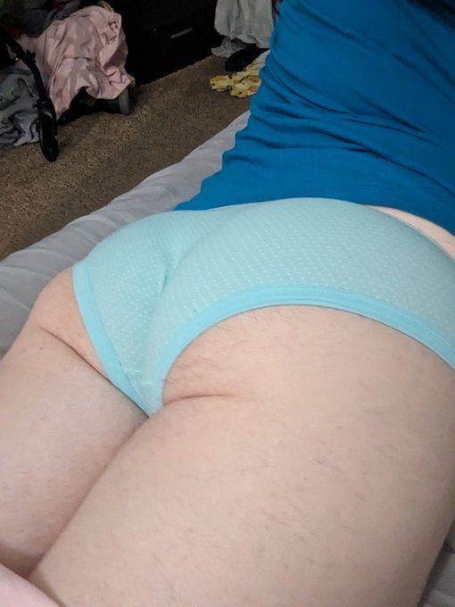 #Femboy powers, go 🥵 https://t.co/mL7fsVFXiG<a href="/tag/femboy"class="tags">#Femboy</a>