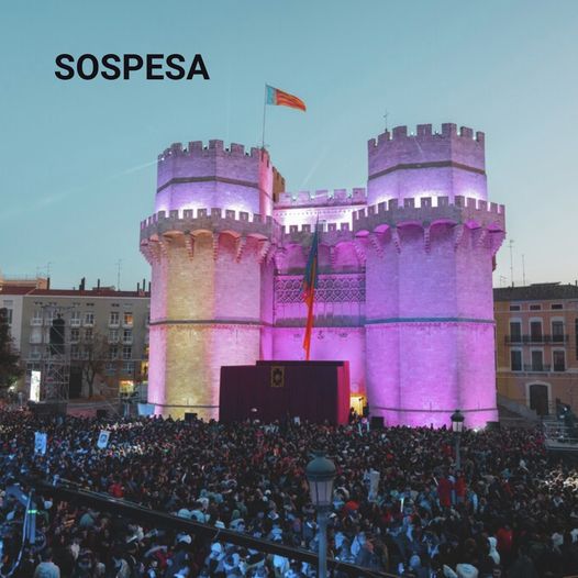 Ci uniamo al cordoglio decretato dal Comune di València per il terribile incendio in uno dei quartieri della città. Pertanto, gli eventi del fine settimana e la Crida de Las Fallas24 sono sospesi. 
Tutto il nostro sostegno va ai parenti e alle vittime di questo tragico evento 🖤