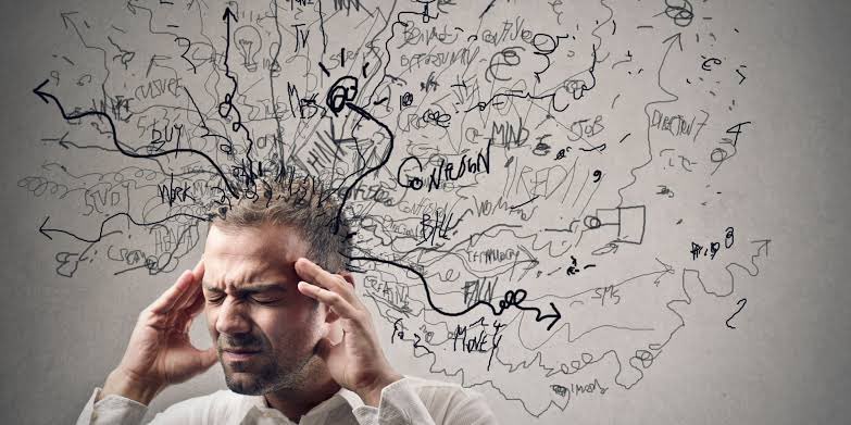 Koca bir nesil kandırıldı!

Yeni nesile “hayat” diye sunulan bir sistem oluşturdular;

Diplomanı al, işe başla, TV’de ya da sosyal medyada gördüğün ev, araba, tatil, eğlence seni bekliyor algısı!

ve işin komik yanı, başardılar…

Şu anda kazançları, fatura ve borç ödemek ile