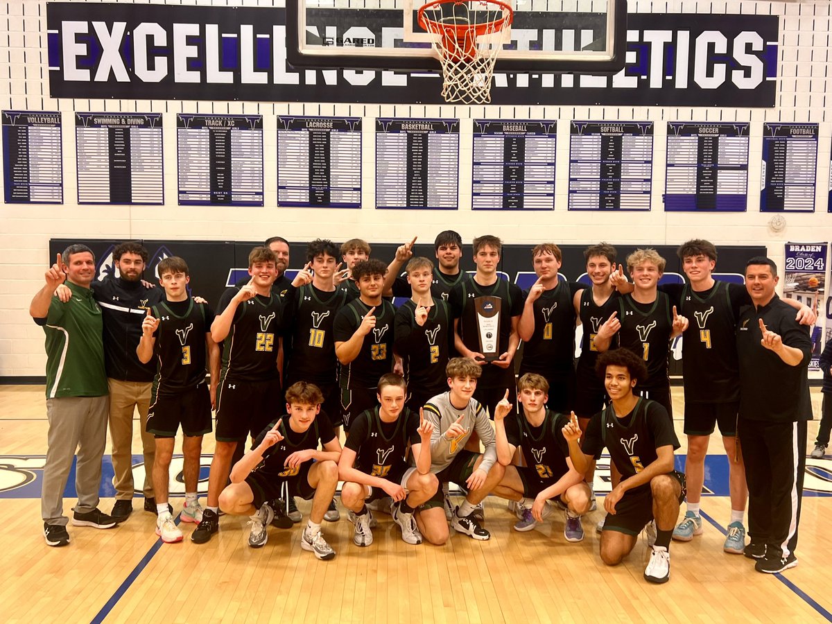 ValleyBoosters's tweet photo. Introducing your Regional 4C Boys Basketball Champions! Huge win over a great Tuscarora team with a final score of 58 - 55! 

On to State Quarterfinals here at home on Tuesday night! 
💚💛🏀
WAY TO GO VIKES!! 🎉

#lvhs_bball #regionalchampions #OffToStates #VikingProud https://t.co/7covSNG8FD