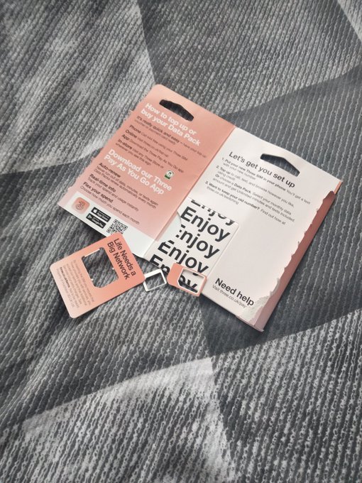 I see this and think criminal. A girl see's it she thinks cheater. What do you see https://t.co/nsv6