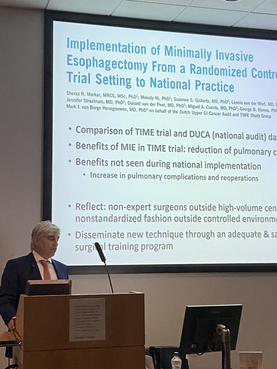 Great to have the annual Bennett lecture back after Covid. A superb 38th Lecture from Prof Van Berge Heneqouwen with lessons from Amsterdam UMC on the benefits of audit, collaboration, and centralisation for patients undergoing complex cancer surgery @CancerInstIRE @TCDTMI