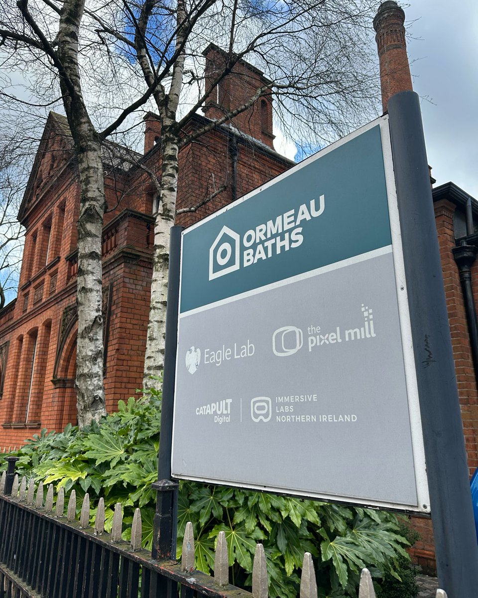 Out and about and talking to retailers about Tap 2 Pay and new payment innovations at the point of sale and online starting at Ormeau Baths an apt spot to talk about innovations of all kinds! 

#pos #pointofsale #payments #tap2pay #cardprocessing