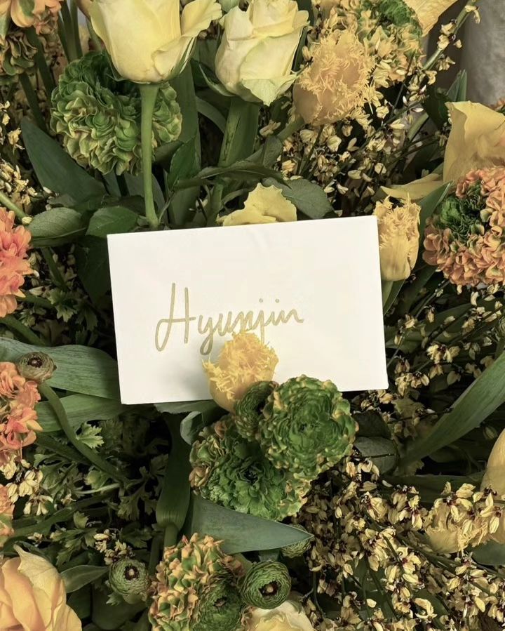 HYUNJIN_INTL's tweet photo. [IG] 240223 | 📸 Hyunjin Instagram Update!

" see you soon @Versace "

Be sure to like, comment and share✨

#Hyunjin #현진 #HYUNJINxVERSACE
#VersaceFW23
@Stray_Kids https://t.co/mQMI2Vbc6o