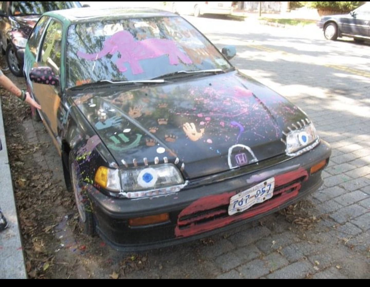 A long time ago, we donated our 1989 Honda to @wamu885. Our daughter and her pals painted it up before transport. 🫂