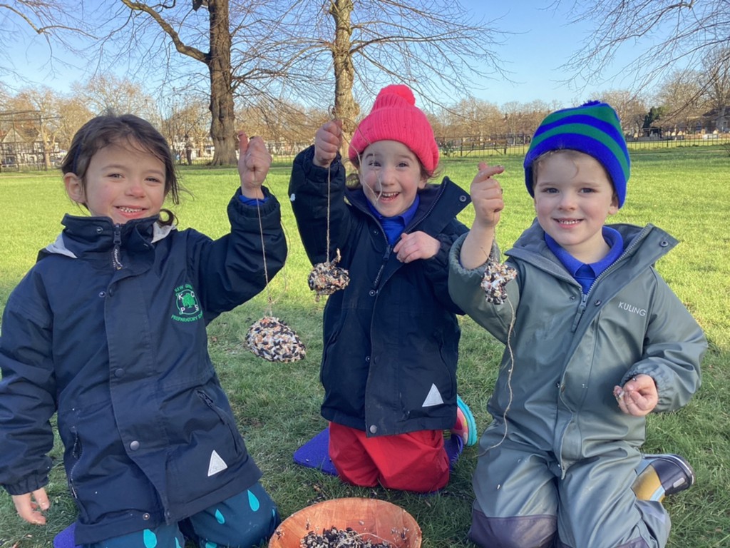 Reception love #forestschool at #kewgreenprep! The last few sessions have included making wonderful pinecone bird feeders for @Natures_Voice #biggardenbirdwatch, learning about Camouflage and bud identification activities. 🌿 #outdooreducation #curiosity #collaboration #kgps