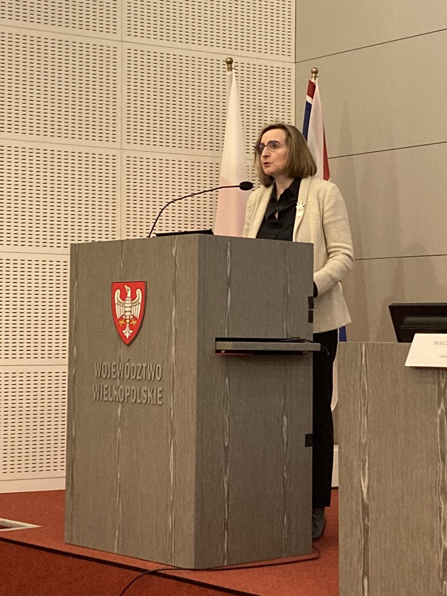 Thanks to 🇨🇦 Ambassador @GodinCath for strong words at the #LifeAfterCoalPL conference. “We know this process occurs without losing sight of the need for a #justtransition… Commitment by commitment we need to chart a course for a carbon neutral future.” #coaltoclean