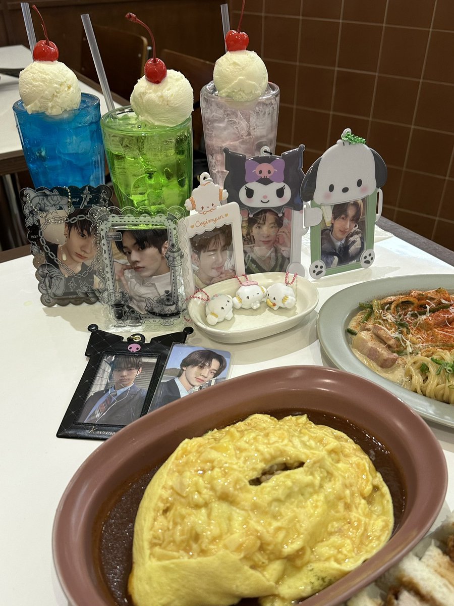 dhoonluv's tweet photo. 📍낙원테산도 타임스퀘어점

투어스 뮤직���크 1위 축하해 𖦹⋆♪⋆

#도훈이맛집해시주세요 
#신이정환맛
#맛집은_럭키세븐스트라이크
#eatboy
#하오_늘도잘먹었다
#여기가_맛집으론_최고지호 https://t.co/E9zVQuyanR