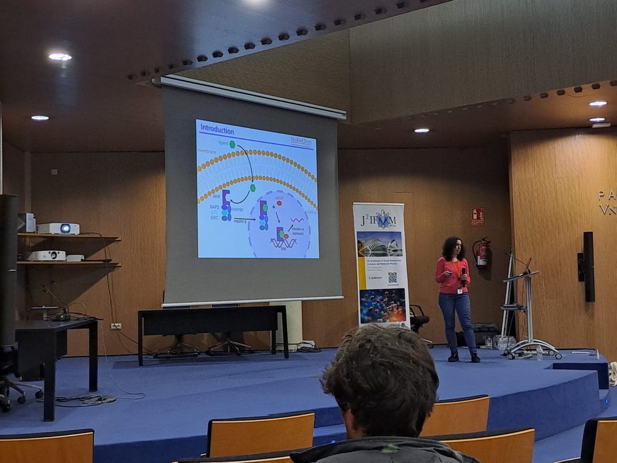 The modelling of the binding of drugs and pollutants to proteins was discussed very nicely by <a href="/lorenaruano4/">Lorena</a> and <a href="/llopezpacios/">Lucía 🦦🇵🇸</a> 
#MoBioChem