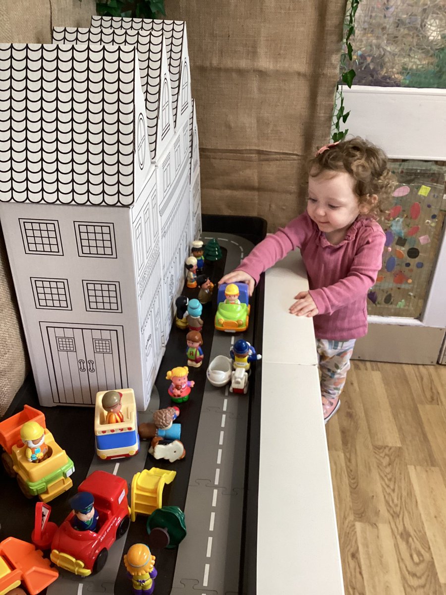 GarswoodNursery's tweet photo. We’ve had a lovely week in our two year old provision, welcoming a new friend. We’re looking forward to welcoming another new face next week also. @GarswoodPrimary #EYFS #2YearOlds #NewFriends #LearningThroughPlay #OutdoorPlay #ImaginativePlay #MakingRelationships #Commumication https://t.co/l8Npr4LZbY