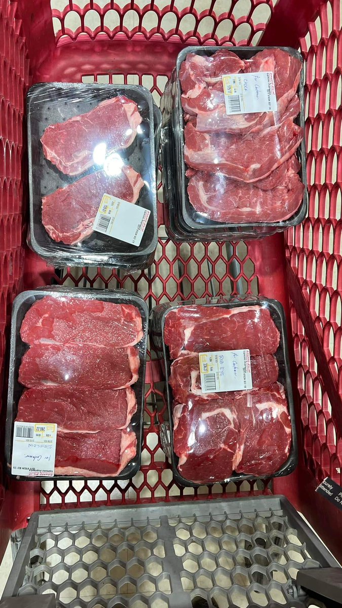 #SaudiArabia has started importing #SouthAfrican🇿🇦 beef &amp; lamb (ending a 20-year ban) as part of an investment push into the continent’s most developed economy. Saudi Arabia has a $2 billion (R37.6 billion) meat market. Saudi Arabia is among five countries that were admitted as