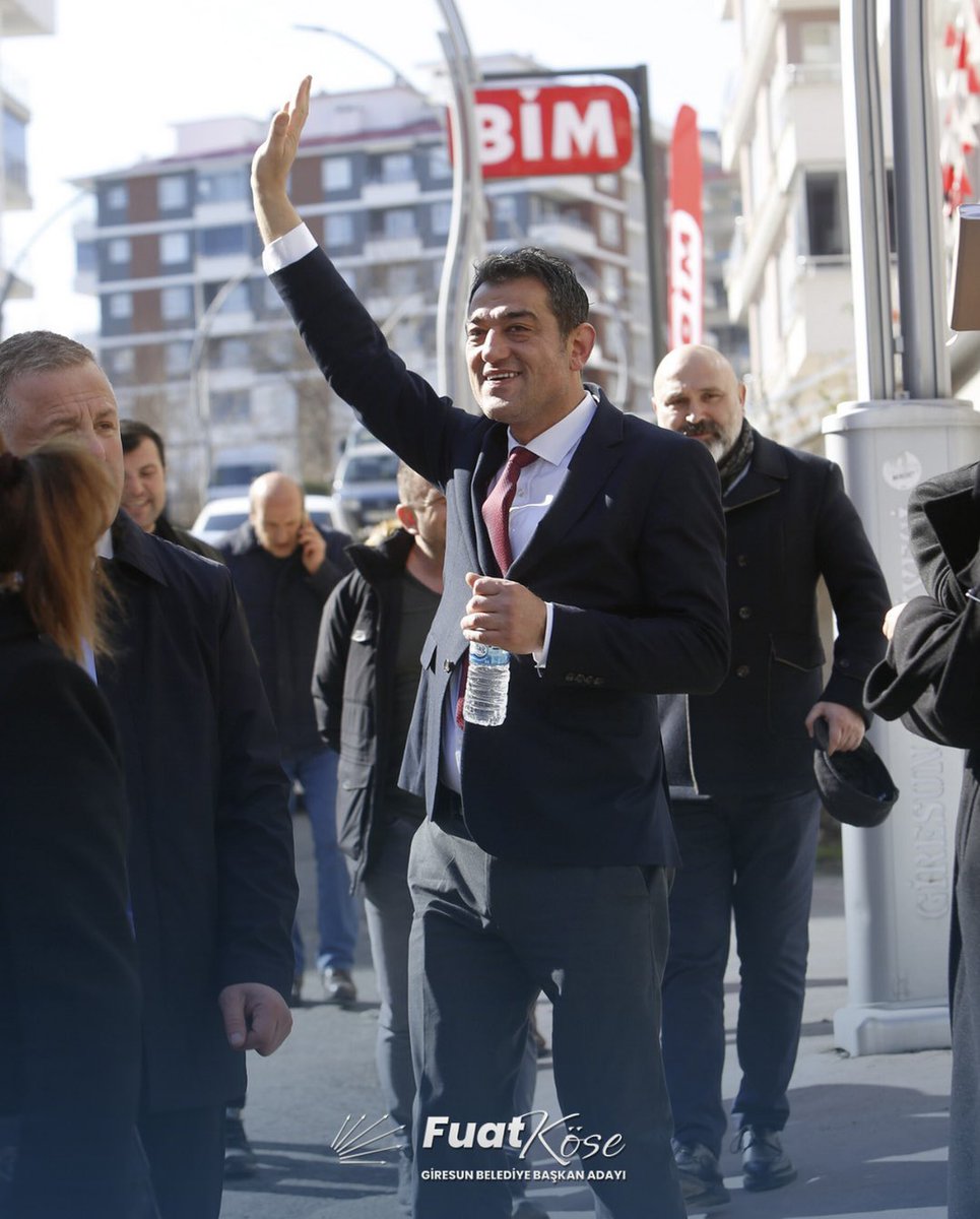 Gedikkaya Mahalesi Nihatbey Caddesinde esnaf ve vatandaşları selamlayıp güzel günlerin müjdesini verdim. 
Gedikkaya'yı turizmin merkezi yapmak için geliyoruz.💚