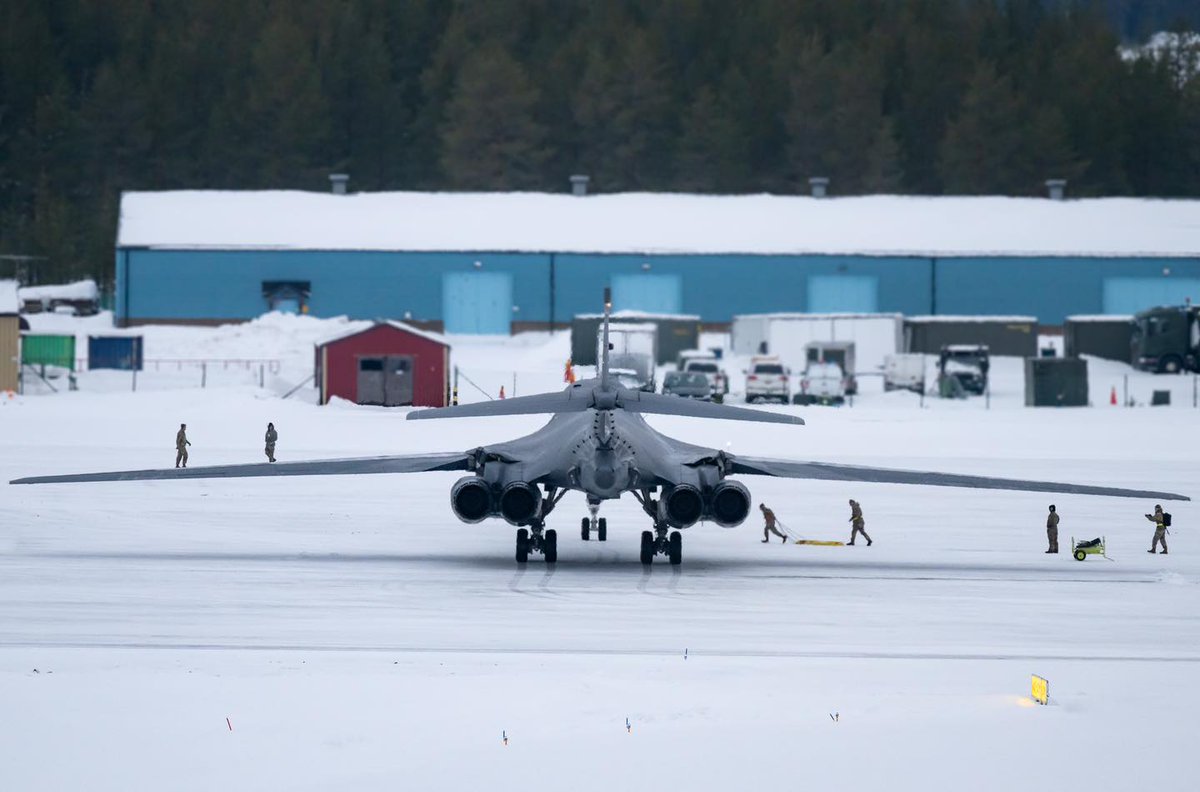 Norrbottens flygflottilj tweet media
