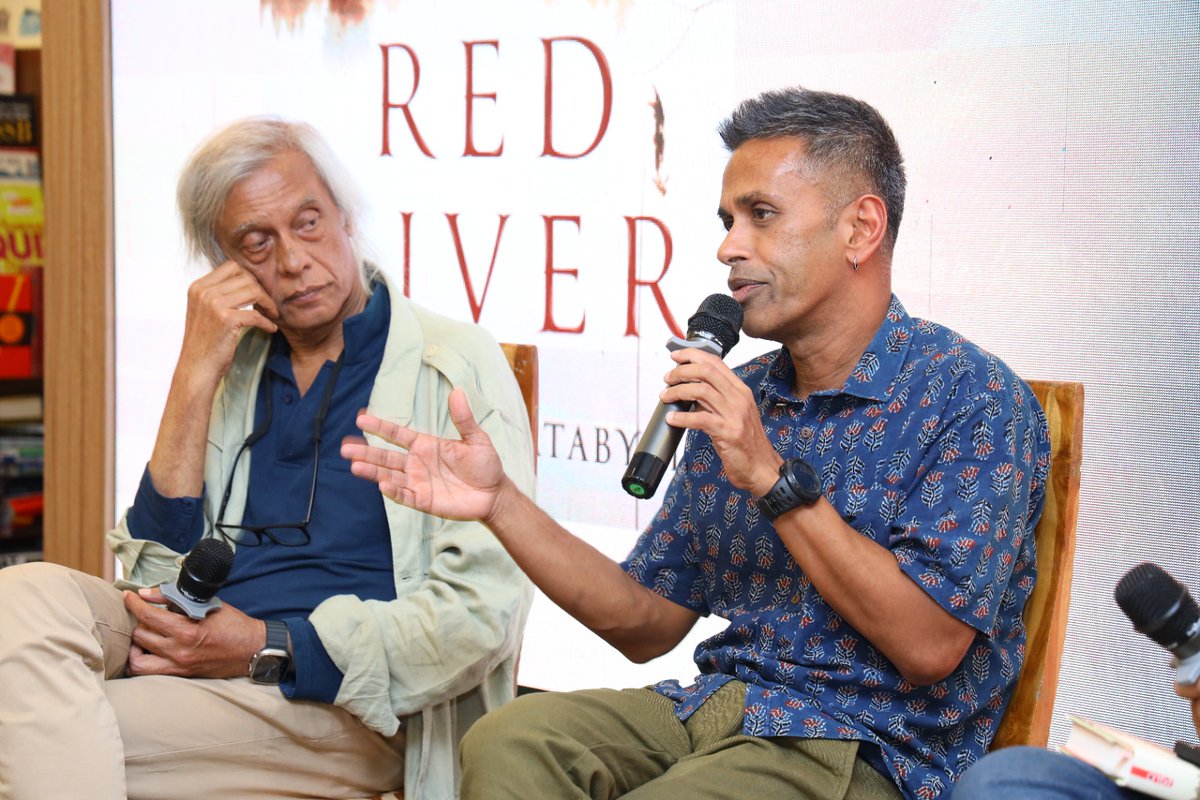 WestlandBooks's tweet photo. We ended the #RedRiverTour with a full house #Mumbai launch at @titlewavesMUM. 
It was an evening of deep conversations with @sombatabyal @saugatam and @IAmSudhirMishra 

Get your copy of Red River today! https://t.co/cWMSDMoPPn