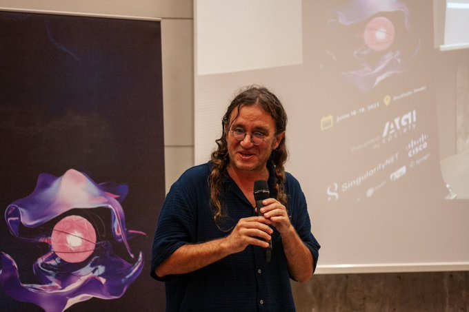 SNET_Latam's tweet photo. @SingularityNET &amp; @True_AGI CEO Dr. @bengoertzel: "Estoy trabajando activamente para lograr el #AGI (BGI) beneficioso, más temprano que tarde. Y creo que usted probablemente también debería hacerlo". #BGI24 #HyperonAlpha https://t.co/3dHpdhLoPh