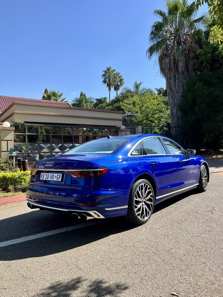 Cruising luxuriously into the weekend with the @audisouthafrica S8. You’ll need a good R3 029 100 for this young man with a big heart!