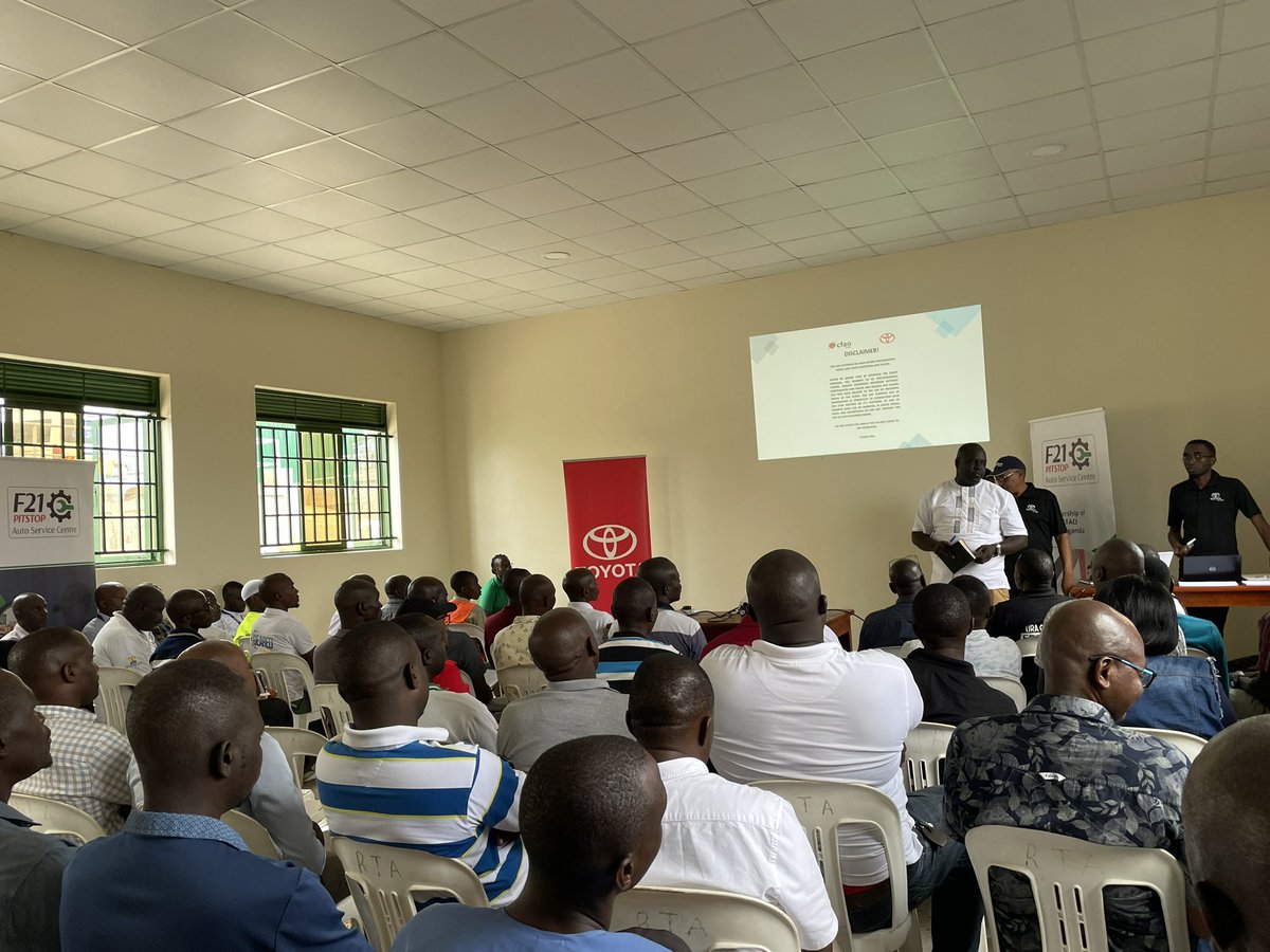 PatraUg1's tweet photo. Always put your seat belts and  adjust mirrors, make sure all seat belts are working properly.  .@CFAOMotors_Ug technician at the sensitization training today .@Formular21  .@AIRDInt service in Mbarara. https://t.co/ozA9264VZW